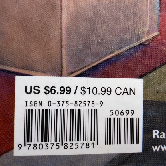 Trixie Belden Books: The Mysterious Visitor and The Marshland Mystery - Picture 5 of 16